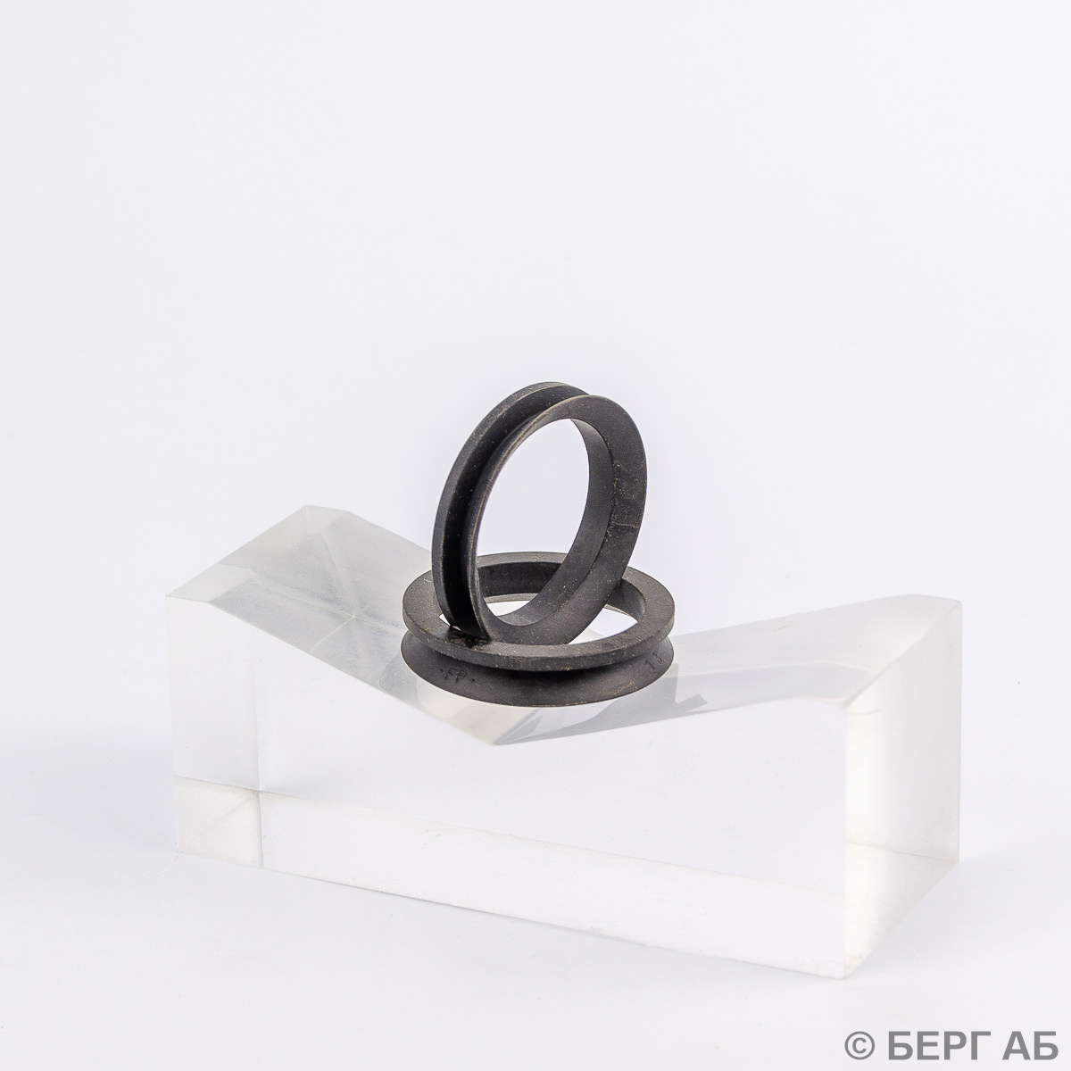 : SKF</br>V-  32 VA R